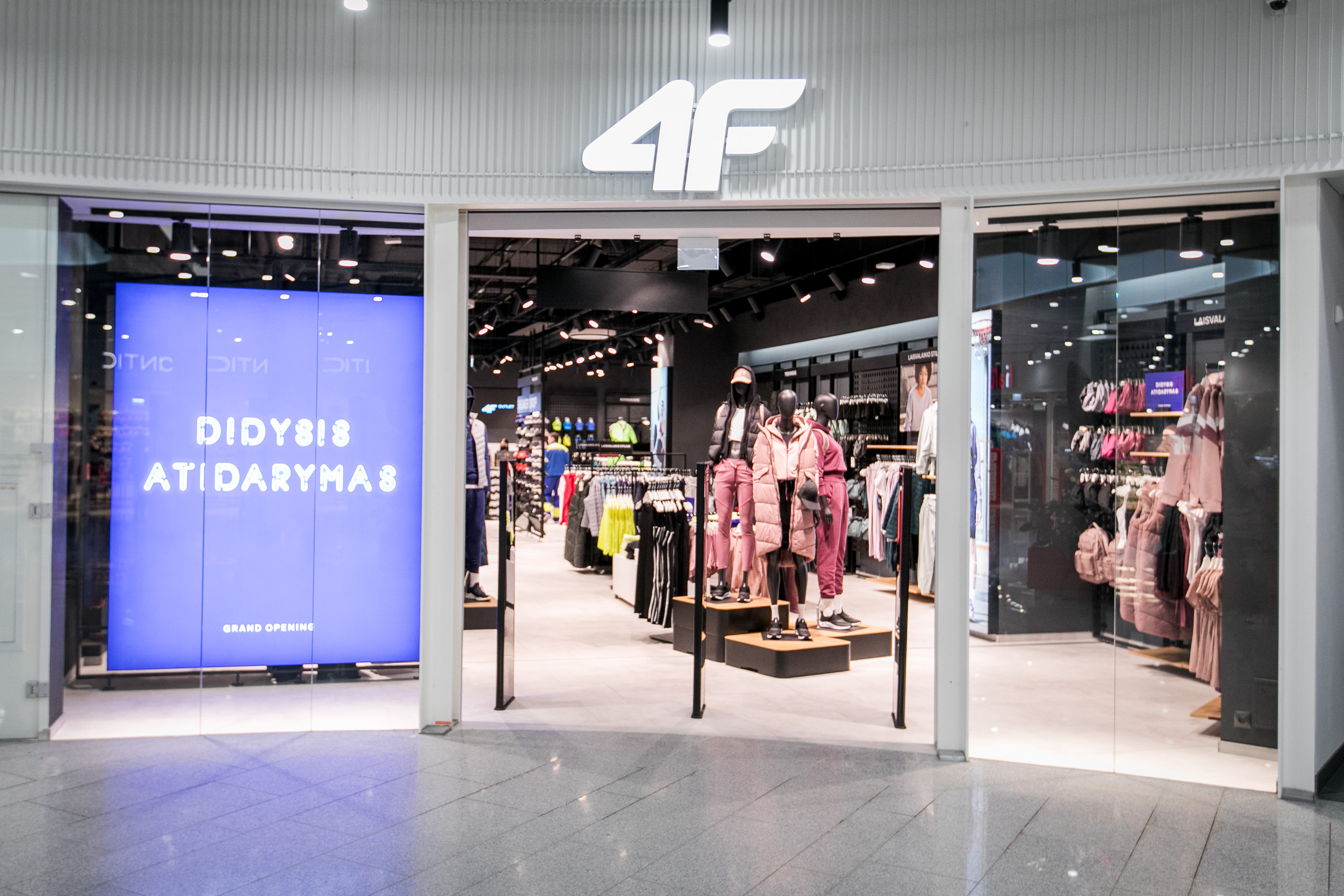 4F outlet